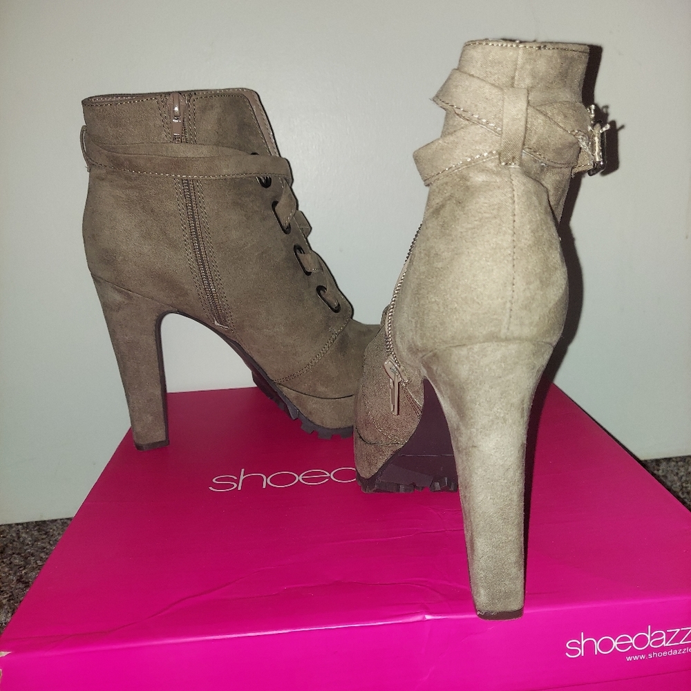 Booties - Picture 3 of 4